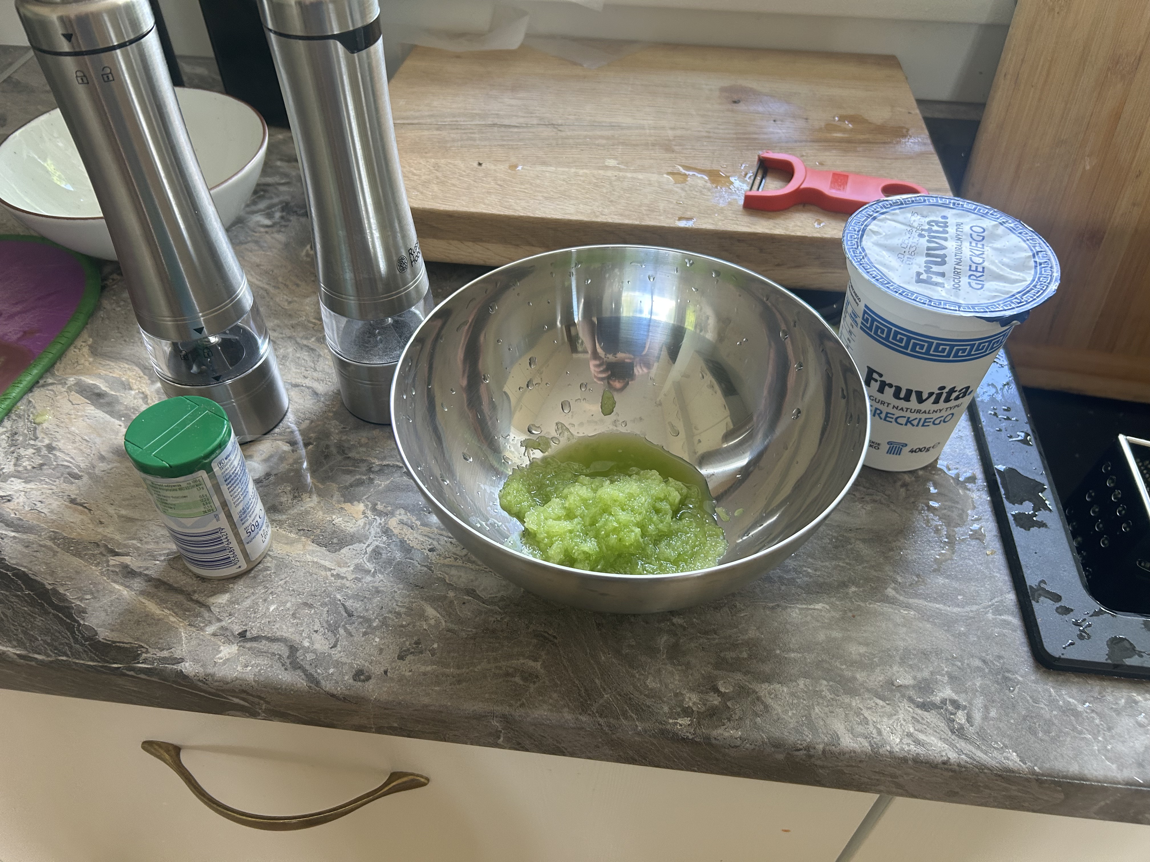Sos tzatziki