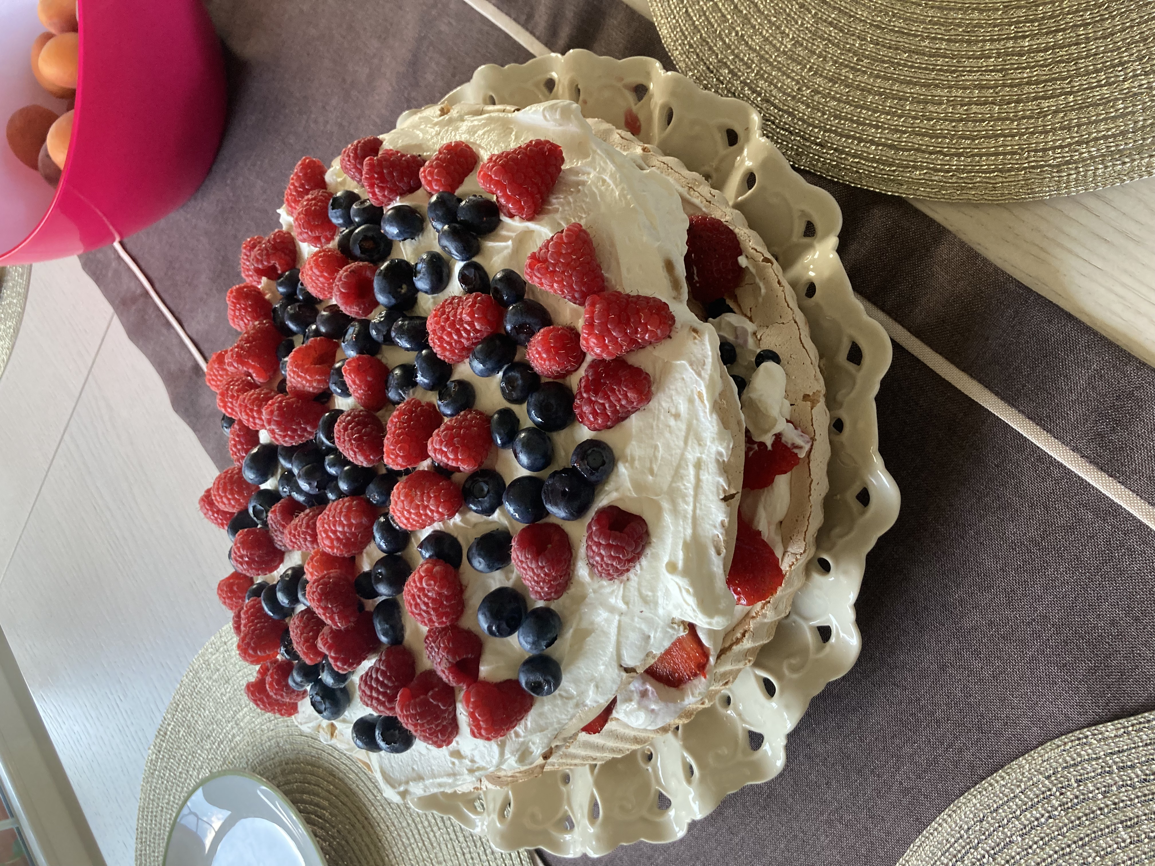 Meringue Cake