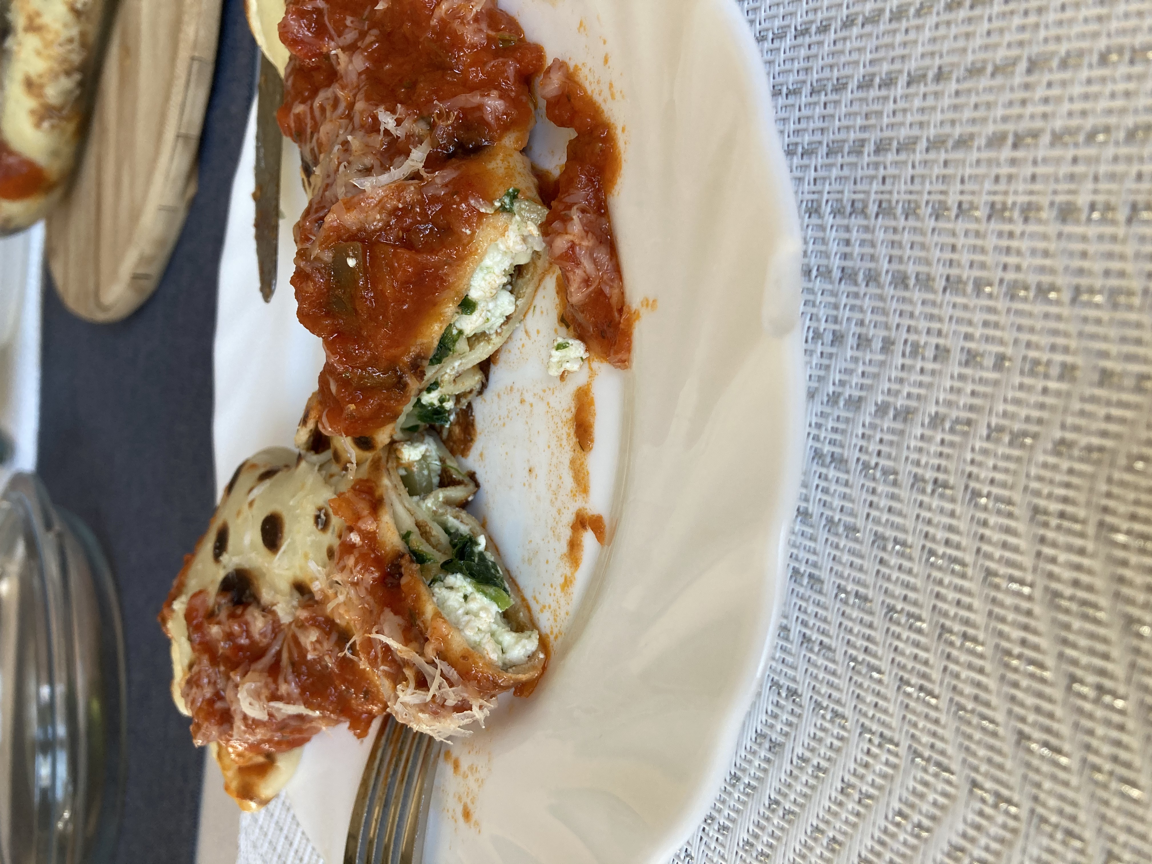 Pancakes with Spinach and Tomato Sauce